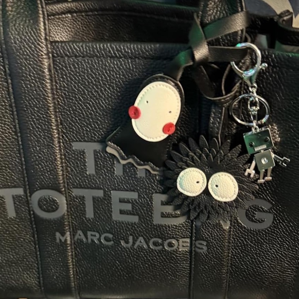 NEW Bag Charm Soot Sprite Dust Bunny Black Leather Keychain Eyes Spirited Away - Picture 13 of 13